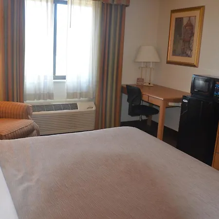 Quality Inn Perrysburg - Toledo South-3